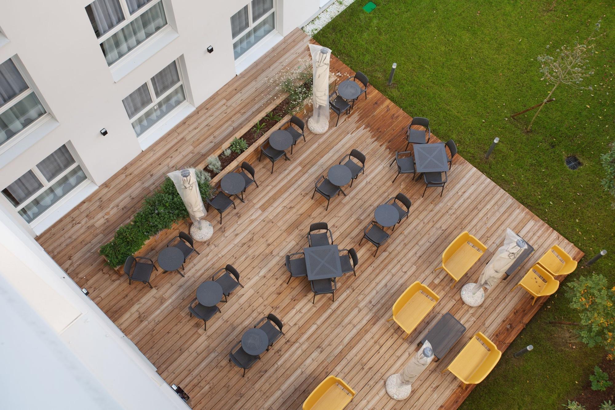 Apparthotel Odalys City Centre Compans Caffarelli Тулуза Экстерьер фото